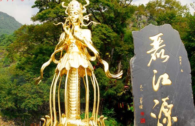 说明: http://sw.lijiangtour.com/u/cms/sw/201501/04162200huav.jpg